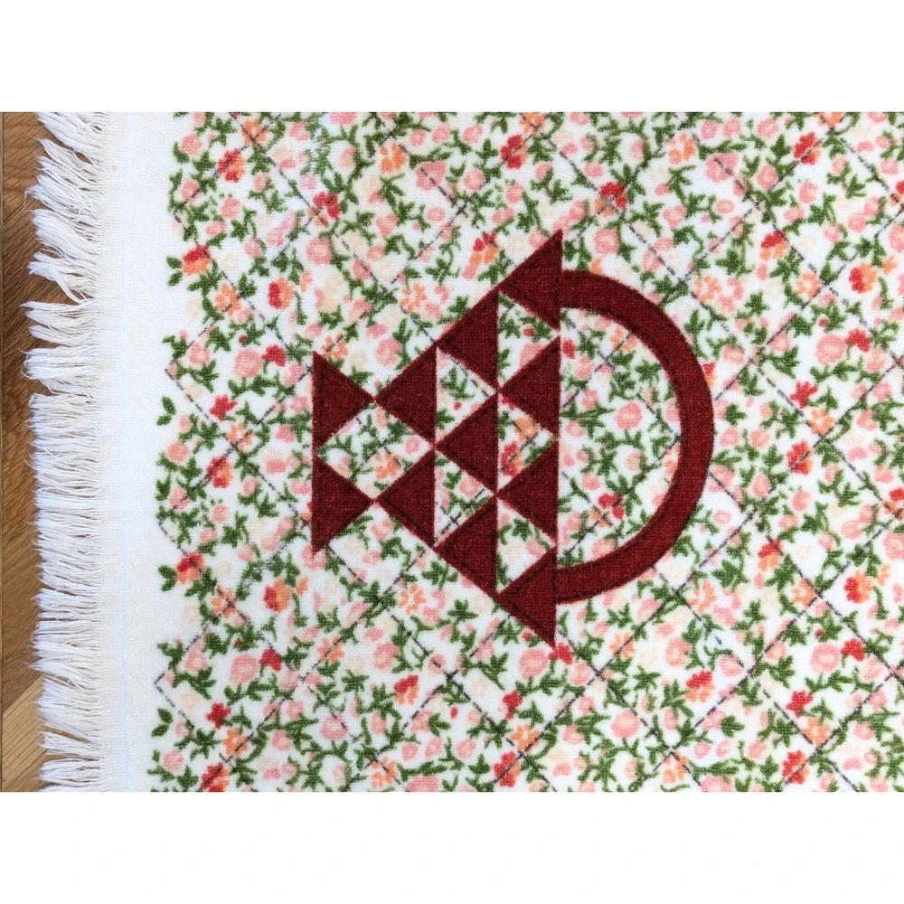Vintage 80s Wamsutta Heritage Cotton Bath Towel w/Basket Quilt Floral Fringe